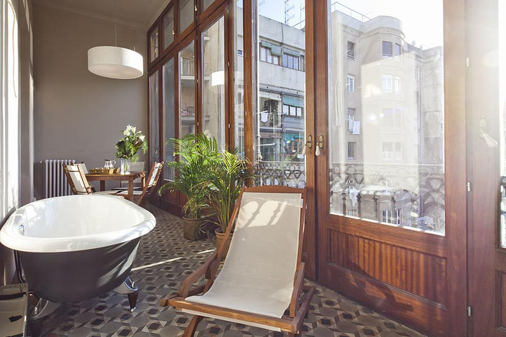 My Space Barcelona Rambla Catalunya Center Ngoại thất bức ảnh