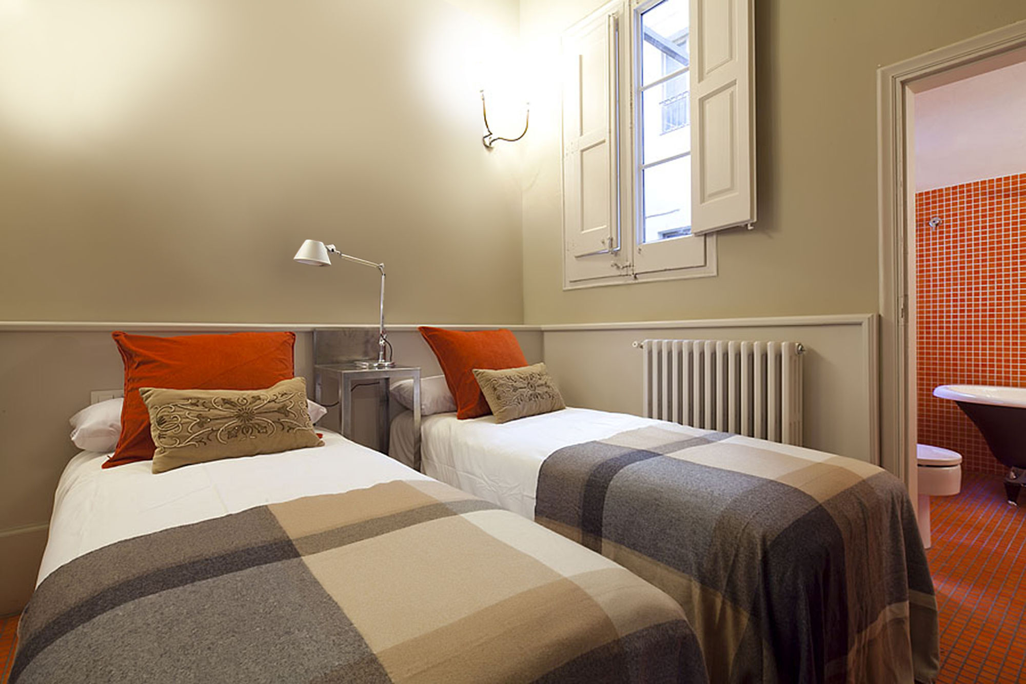 My Space Barcelona Rambla Catalunya Center Ngoại thất bức ảnh